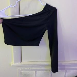 One shoulder longsleeve crop top